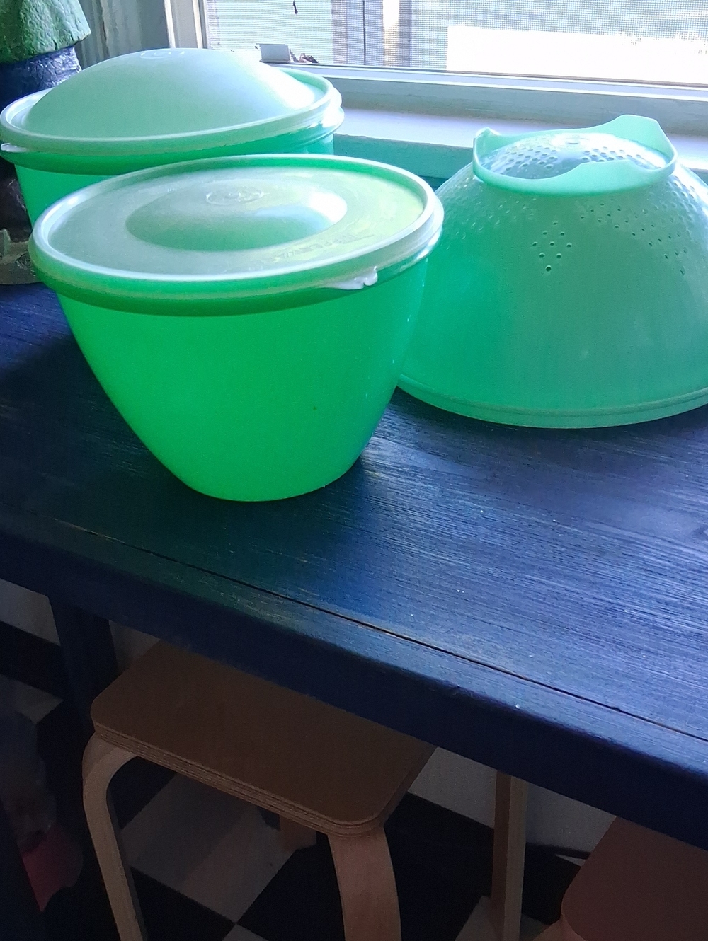 Vintage Tupperware Bright Green Mixing Bowl Set with Lids and Colander